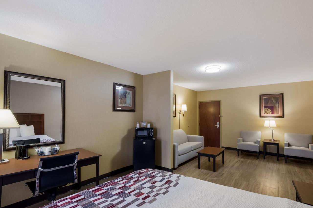 Red Roof Inn & Suites Bloomsburg - Mifflinville Eksteriør billede