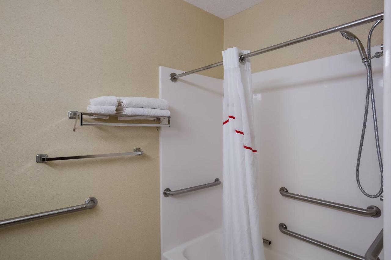 Red Roof Inn & Suites Bloomsburg - Mifflinville Eksteriør billede
