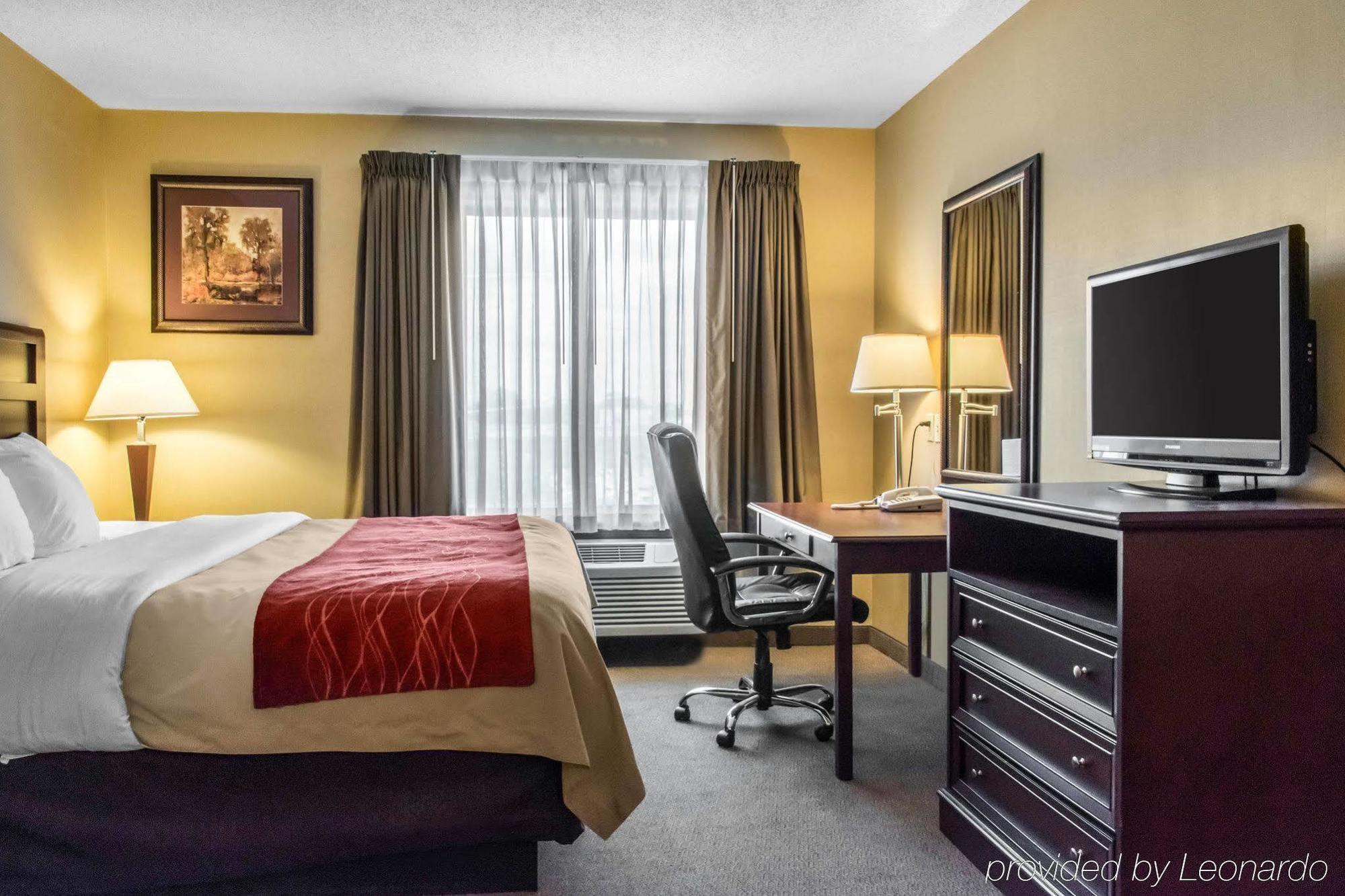 Red Roof Inn & Suites Bloomsburg - Mifflinville Eksteriør billede